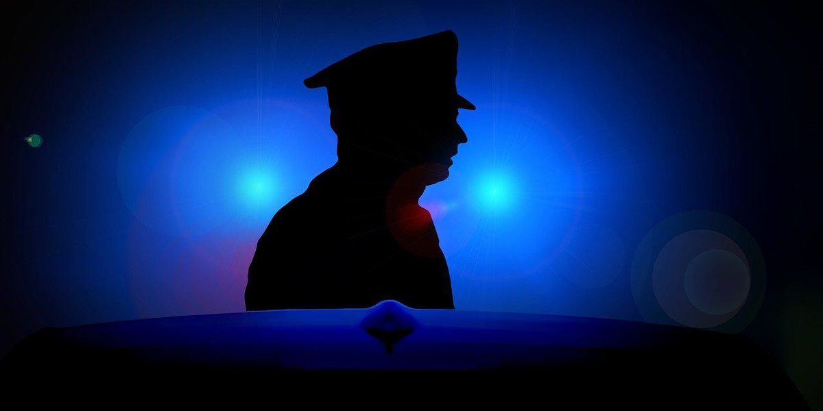 Police Officers Who Have Actually Arrested Another Officer Share Their Stories