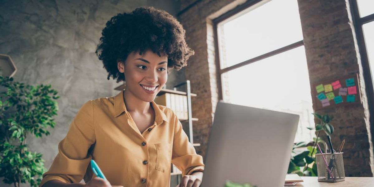 6 Job Hunting Tips for Millennials - xoNecole