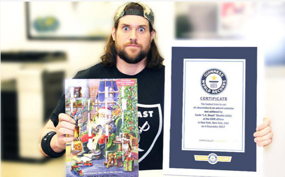 Man sets unofficial world record for not blinking for 1 hour 17