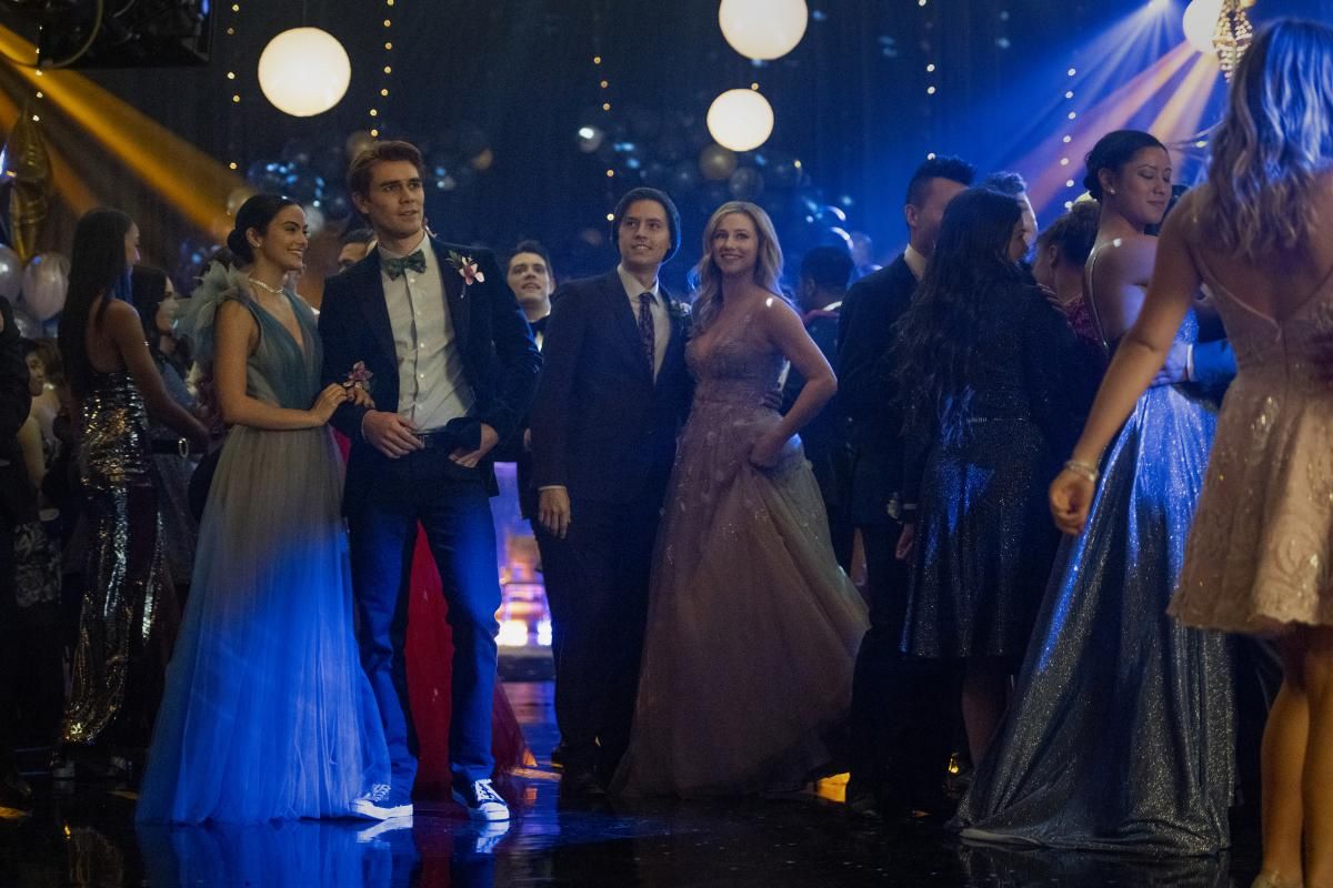 The stars of Riverdale at the senior prom
