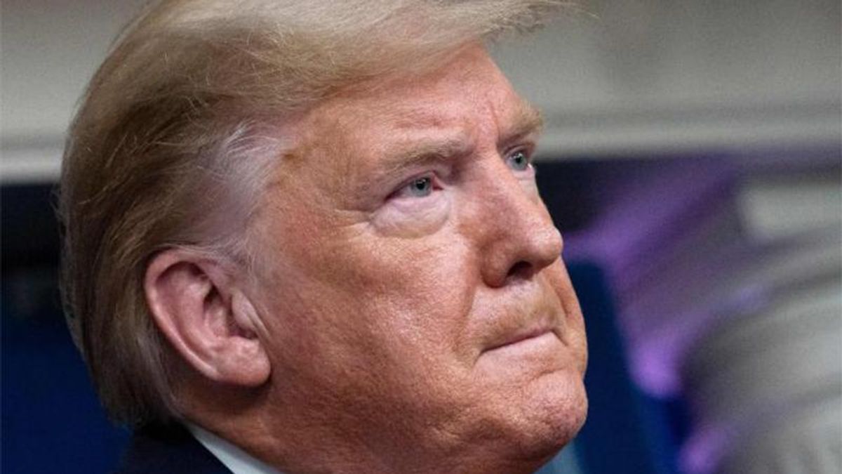 Trump demands his staff not pay Giuliani's legal fees for helping him try to overturn the election: report