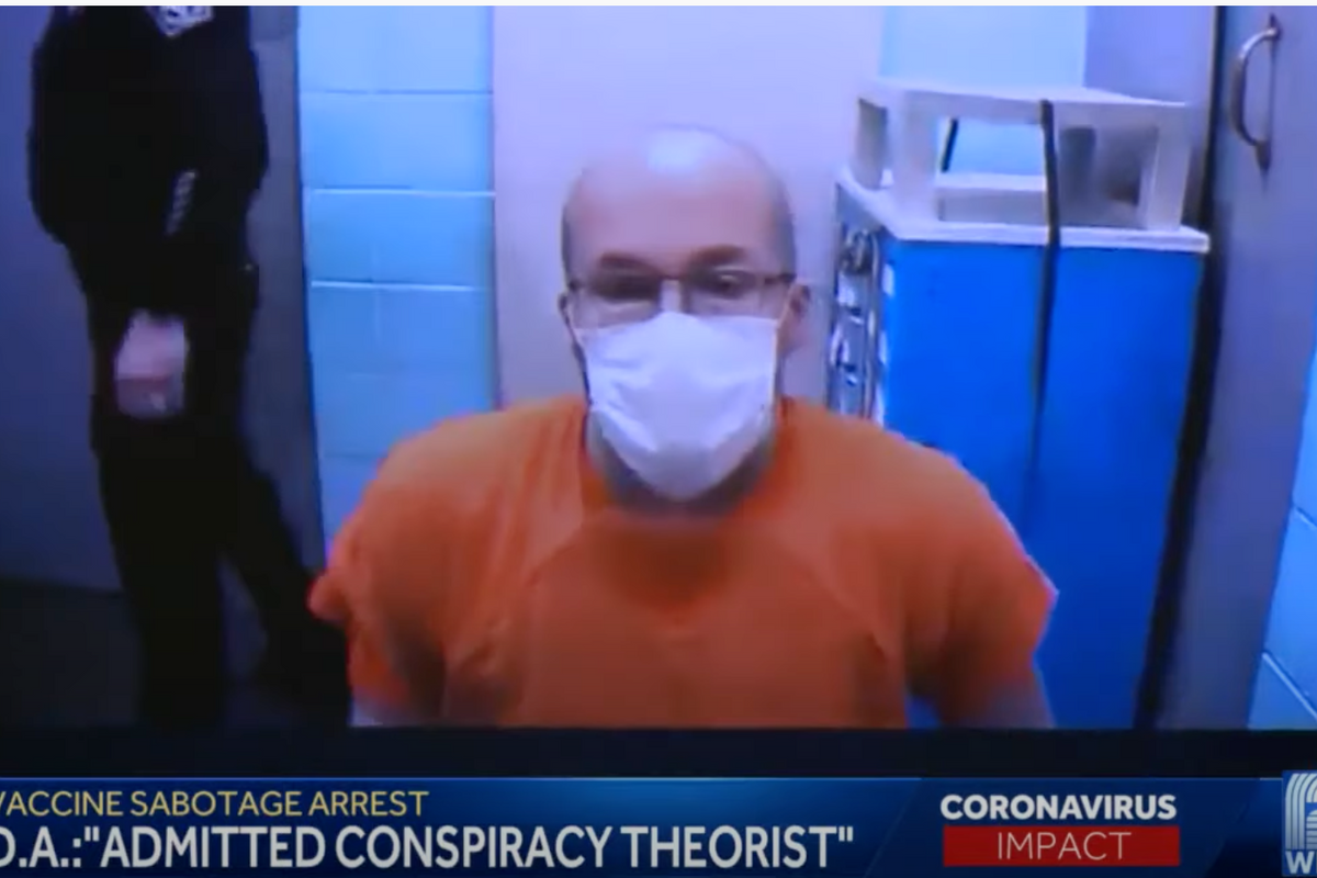 Wisconsin Pharmacist Who Sabotaged Covid Vaccine Thinks Sky Is Just God’s Privacy Screen