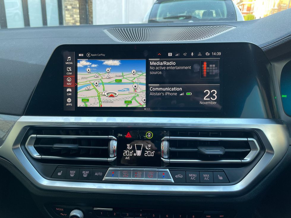 2020 BMW 4 Series dashboard display