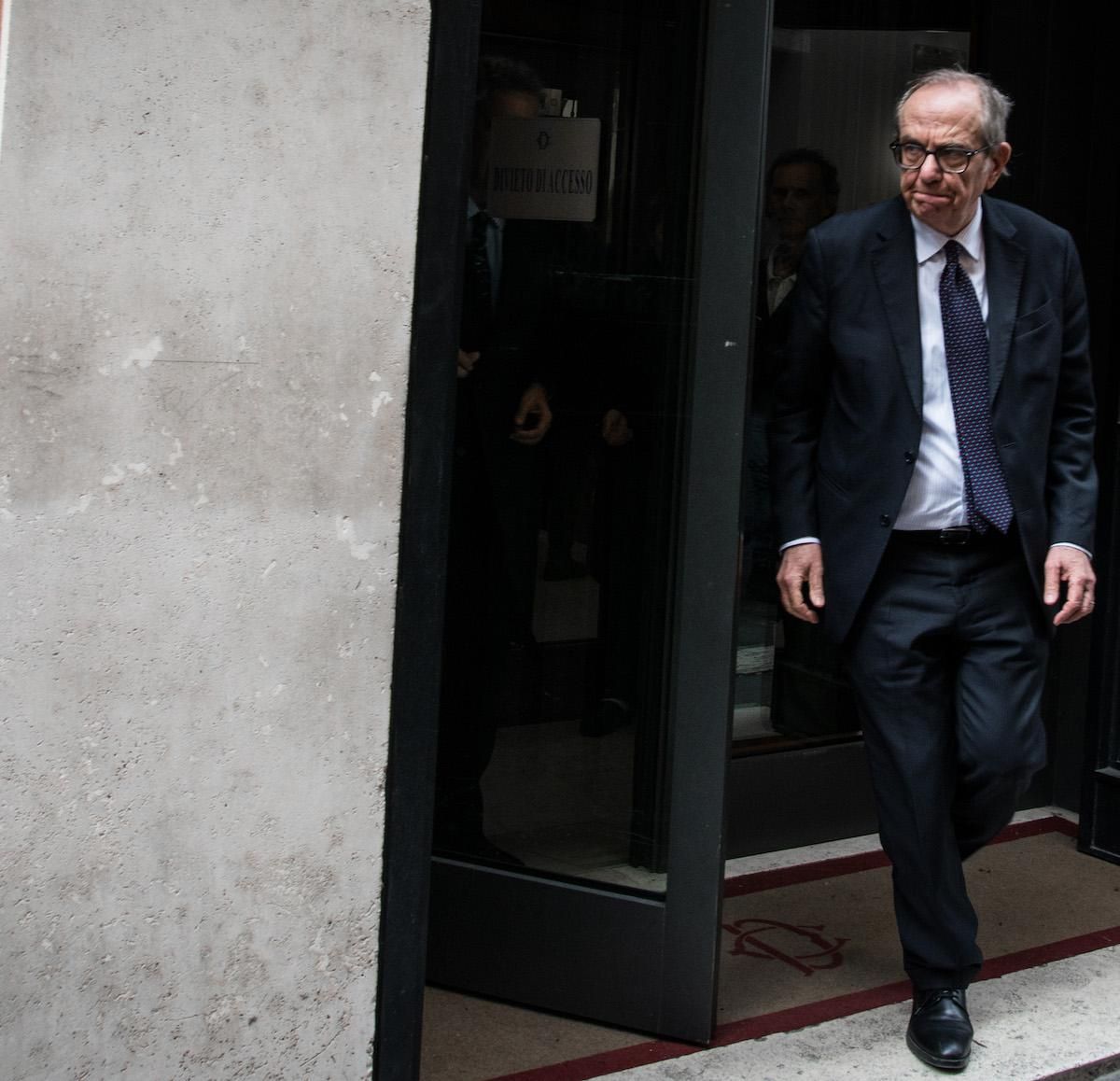 Unicredit rilancia, il Mef s’inventa il mini Mps