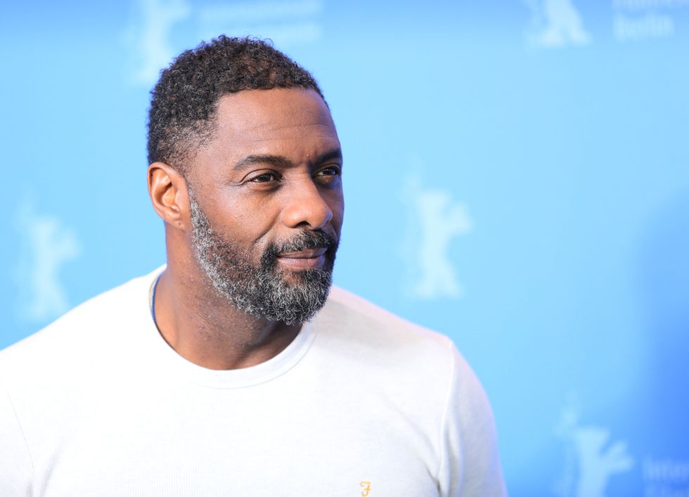 Idris Elba Shaves off Beard for New Role | 22 Words