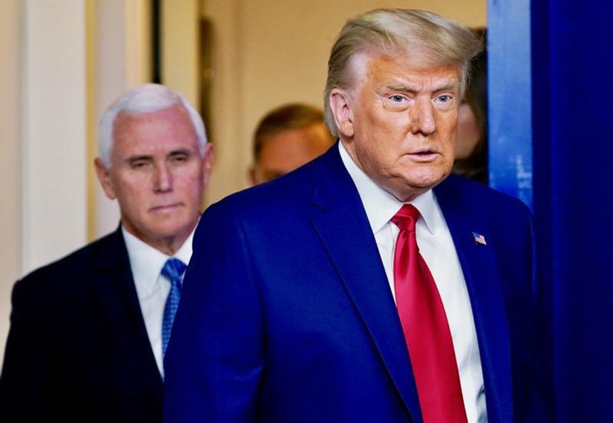 Trump, Pence signal common front with Oval Office meeting