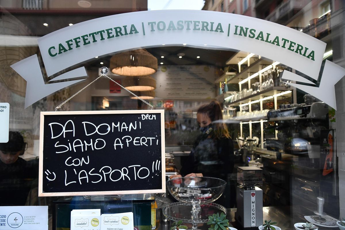 Ma che hanno fatto di male baristi e ristoratori al governo?