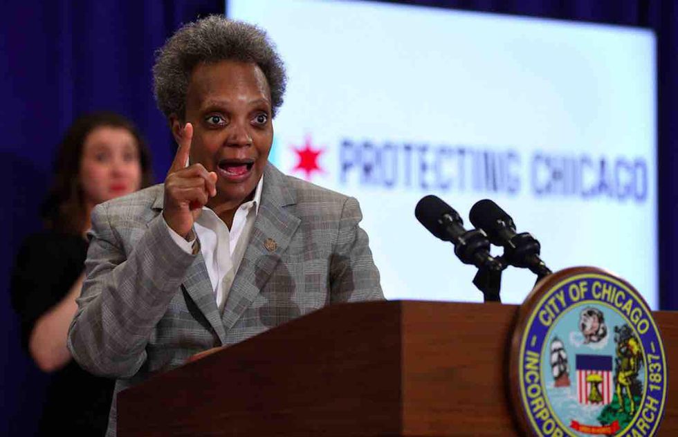 Chicago Mayor Lori Lightfoot Wants Bars Restaurants To Reopen For