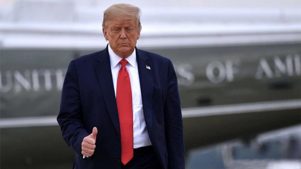 Trump may fall into a ‘self-pardon trap’ of his own making: legal experts