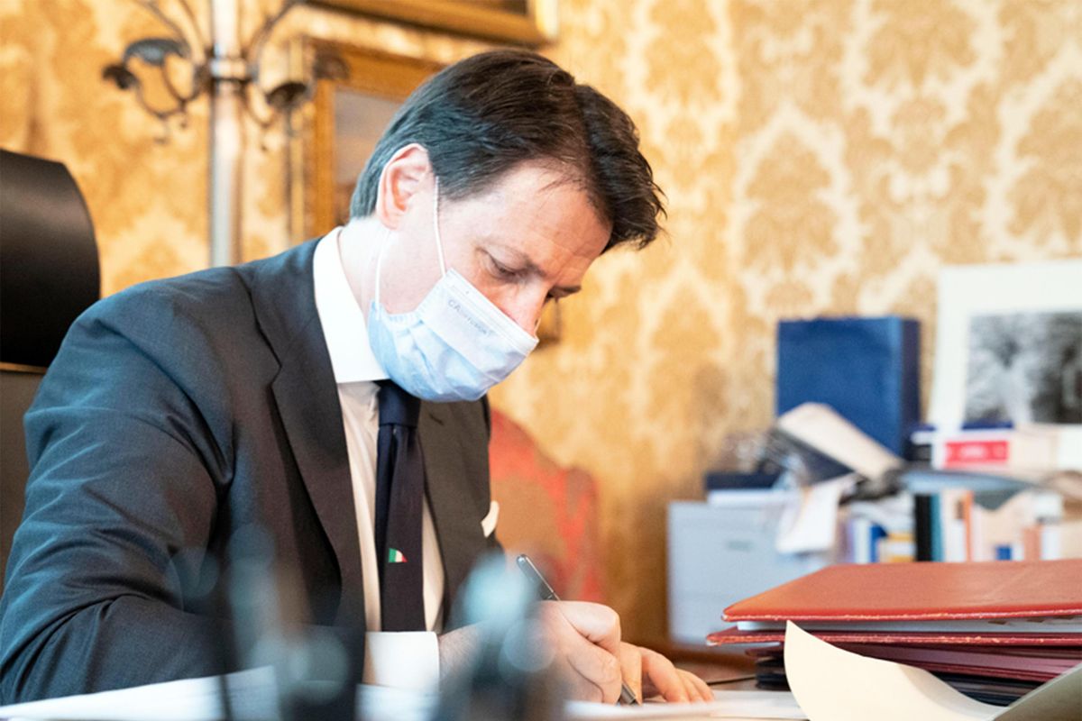 Anche i giudici appoggiano la ribellione contro i dpcm