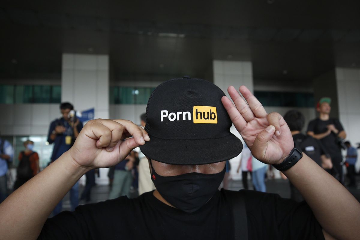 Se non volete finire su Pornhub non filmatevi