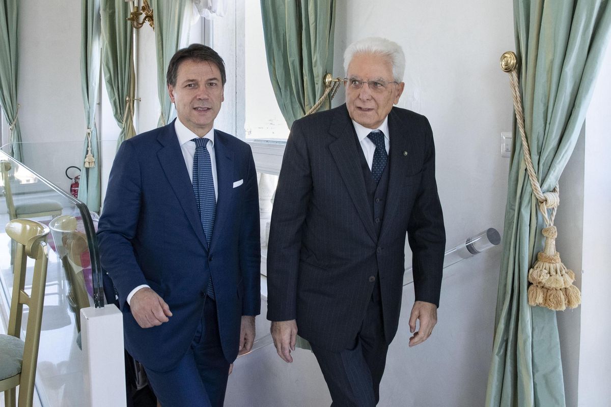 Presidente
Mattarella, nulla da dire su questo scempio?