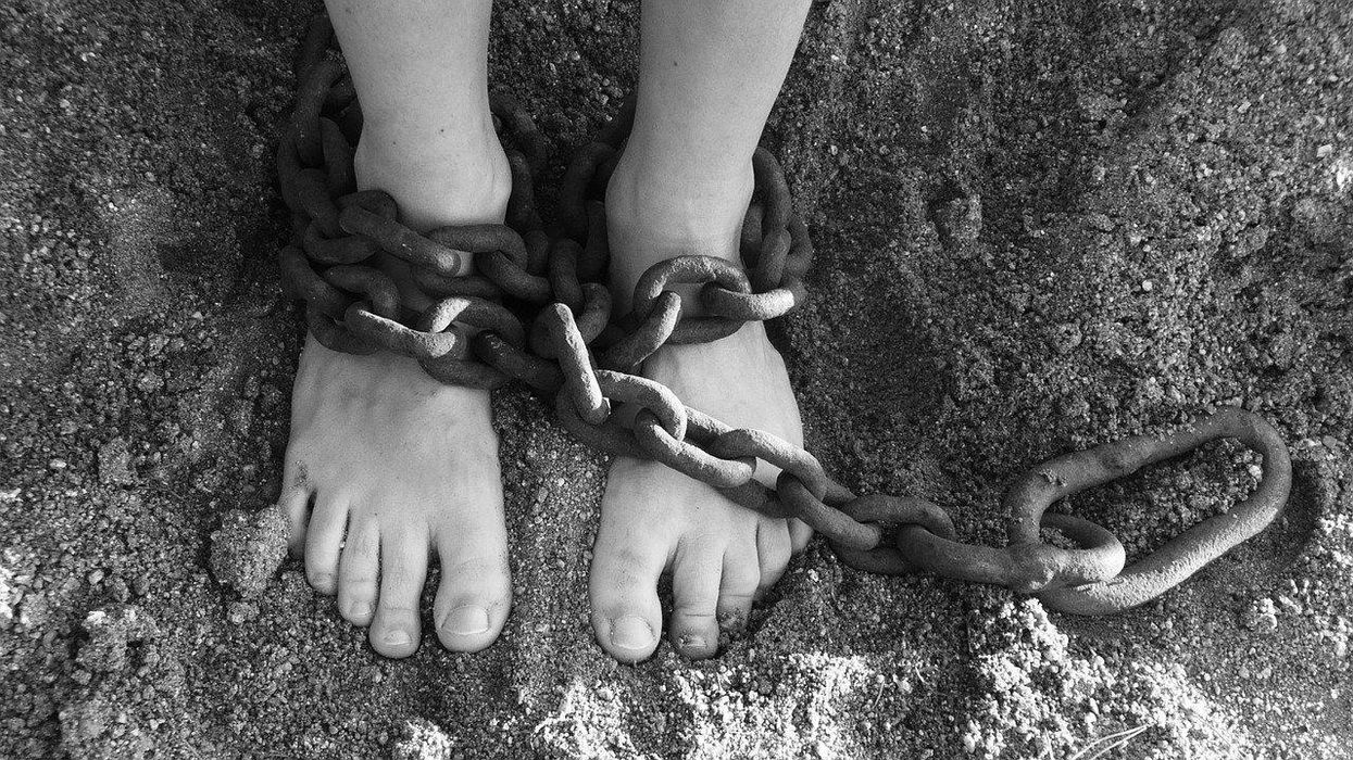 Former Cult Members Share The Exact Moment They Realized They Needed To Get Out