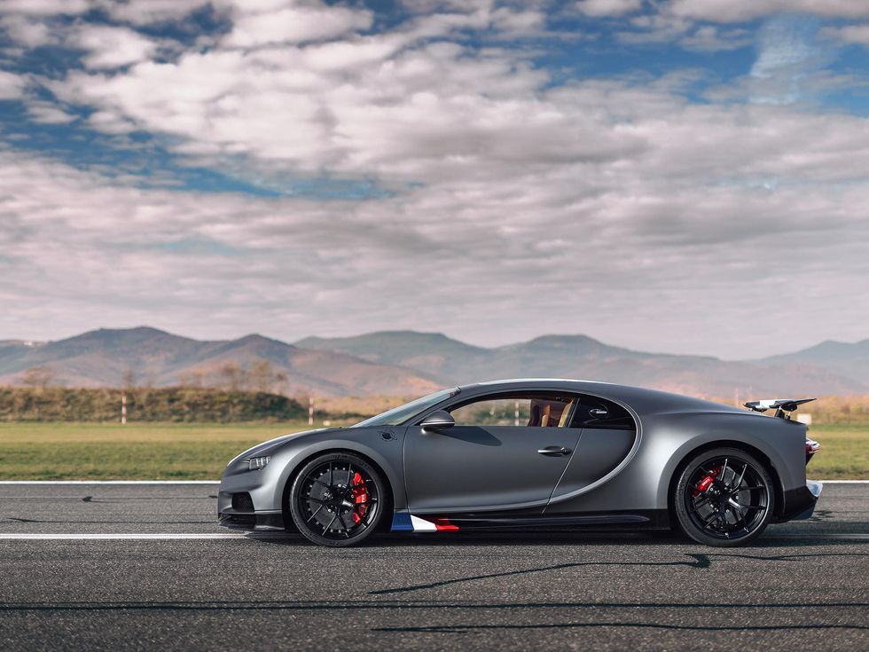 Bugatti Chiron Sport "Les L\u00e9gendes du Ciel" edition