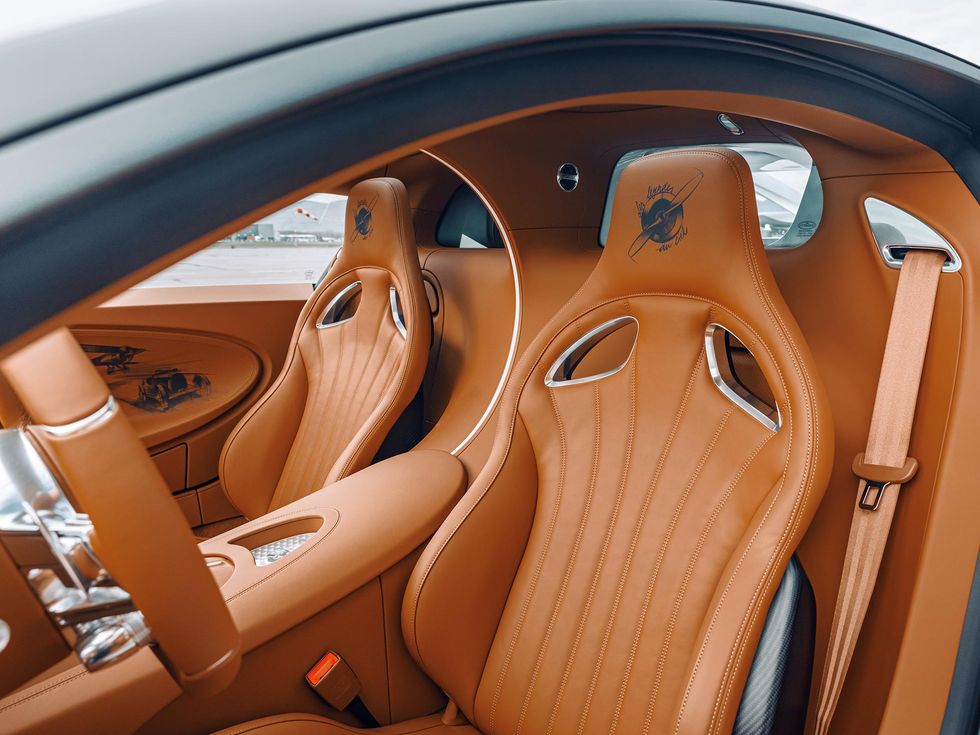Bugatti Chiron Sport "Les L\u00e9gendes du Ciel" edition