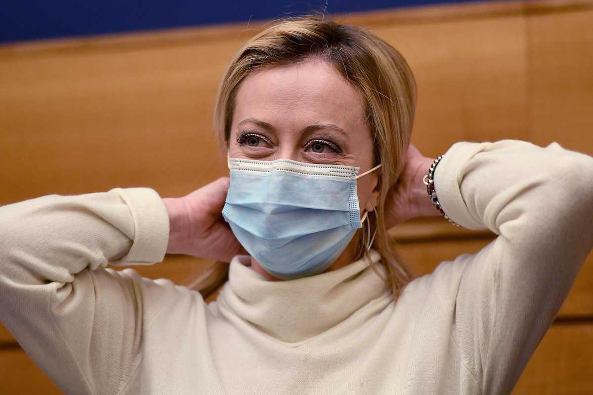Giorgia Meloni: «Per il Paese comunque la scelta giusta è staccare la spina»