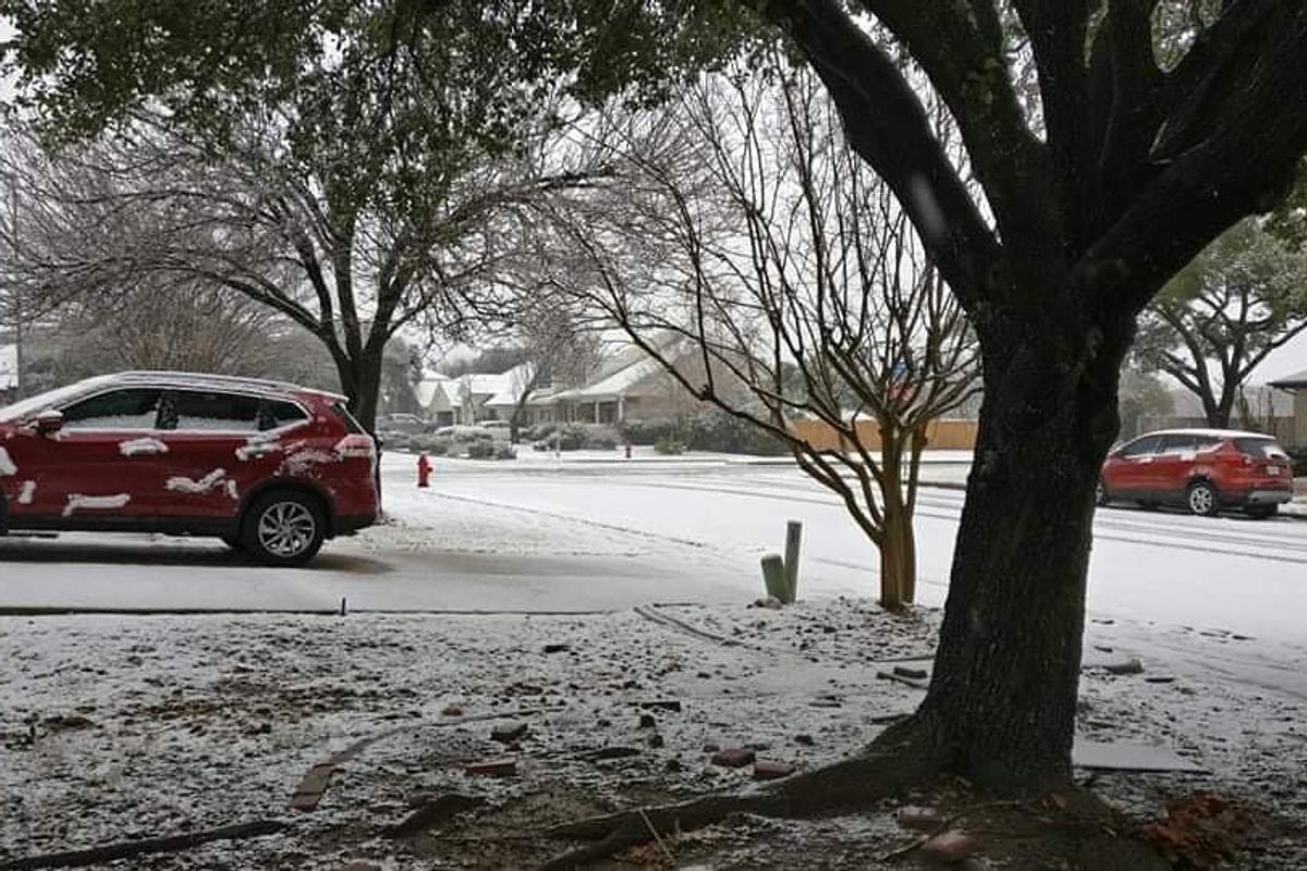 It's snowing! Here's what that looks like in Austin