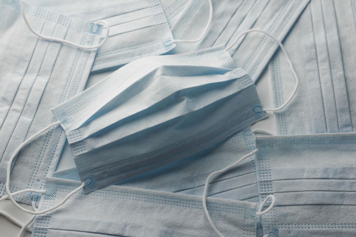 I mediatori delle maschere di Arcuri e l’affare immobiliare con San Marino