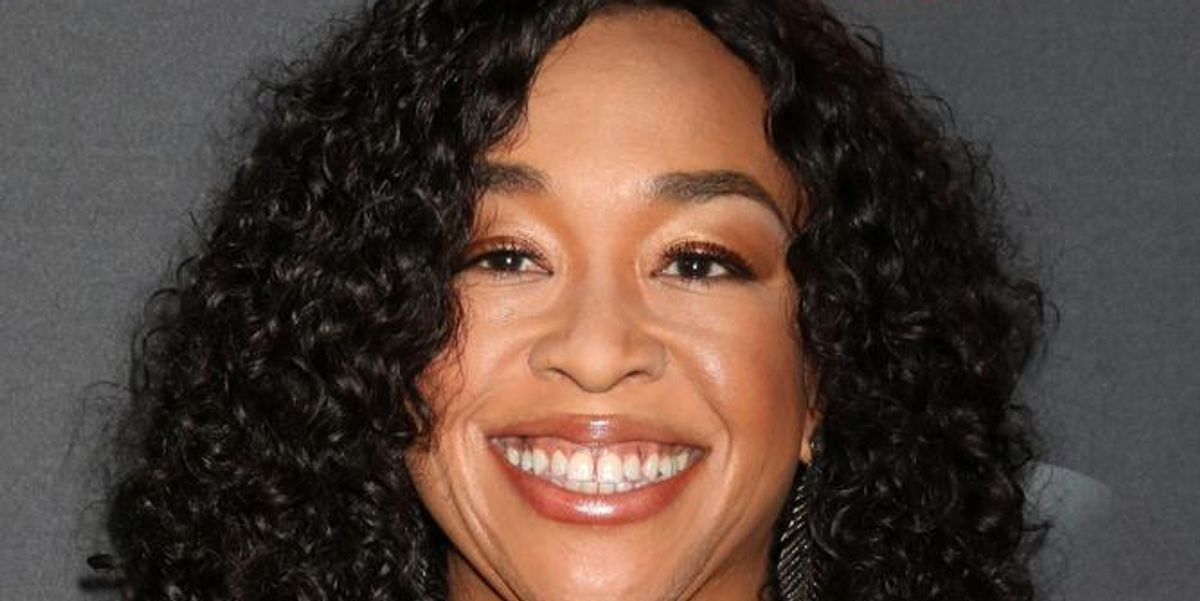 Shonda Rhimes’ Money Moves Has Her Stuntin’ With An $135M Net Worth