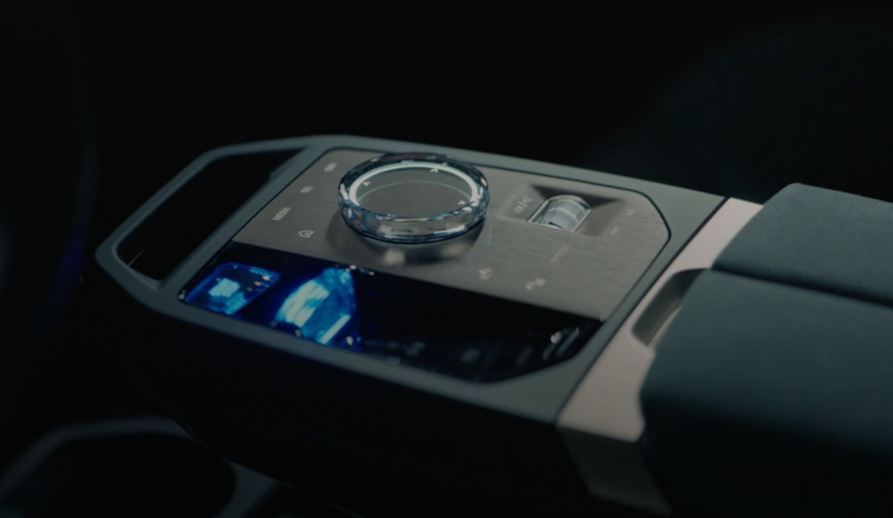 iDrive controller of the BMW iX