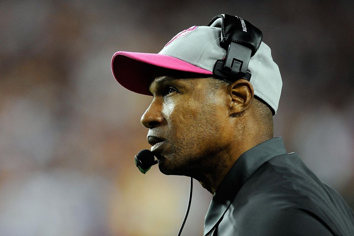 Report: Texans deciding between two coaching candidates