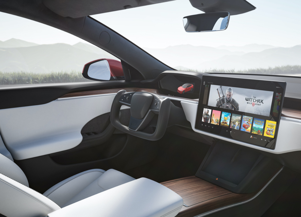 The all-new interior of the 2021 Model S