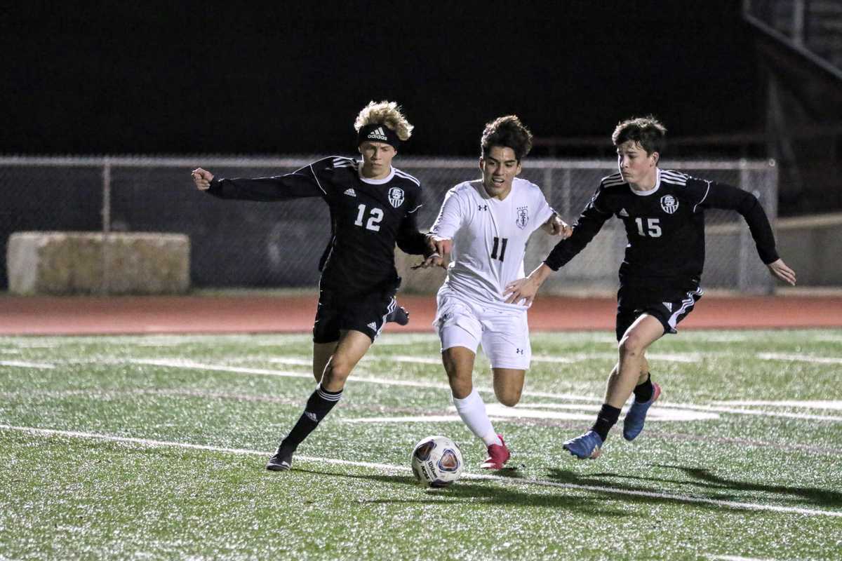 Soccer Snap Shot: San Antonio Christian Hosts Central Catholic