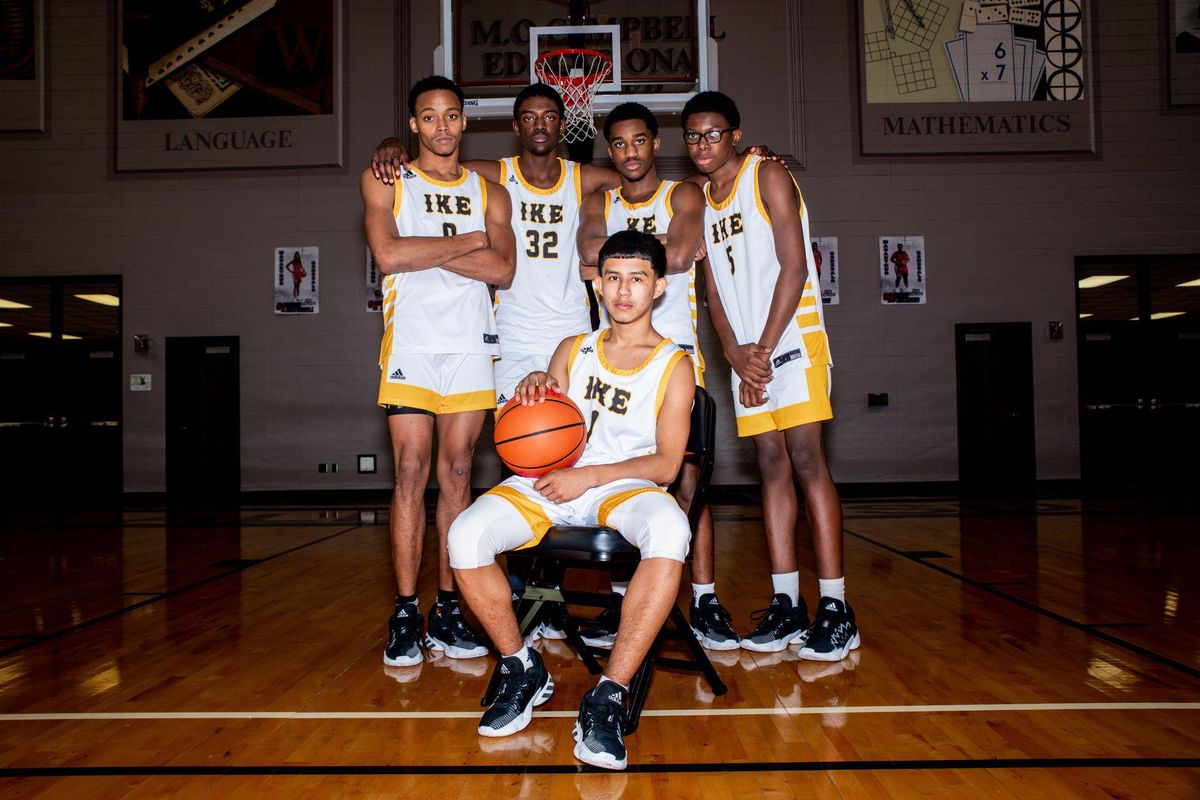 VYPE Campus Clips: Aldine Davis vs IKE Basketball Hoops Highlights