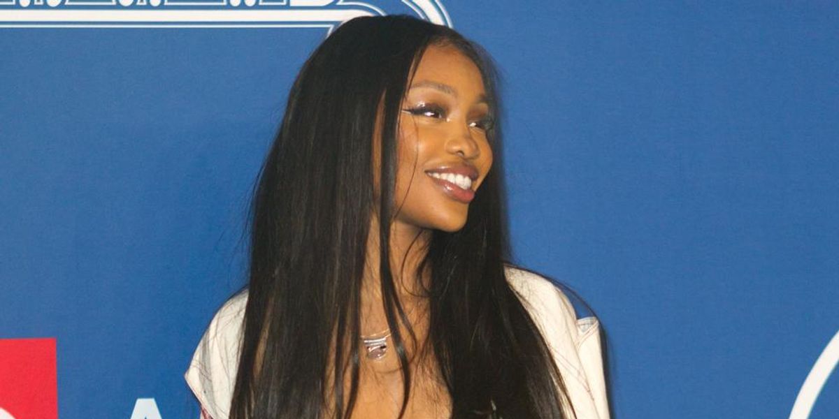 SZA Needs You To Know That Happiness Is A Choice
