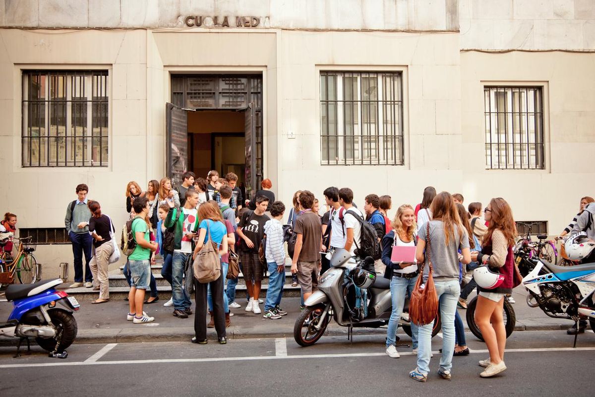 Scuola riaperta nel caos