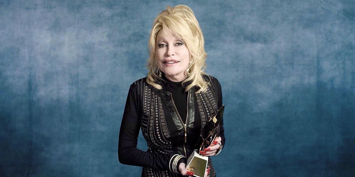 Dolly Parton Turned Down the Medal of Freedom... Twice