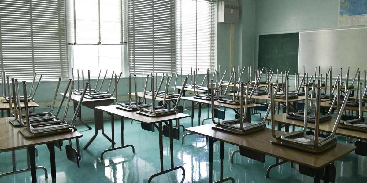 CDC: Teachers must not be vaccinated to reopen schools safely