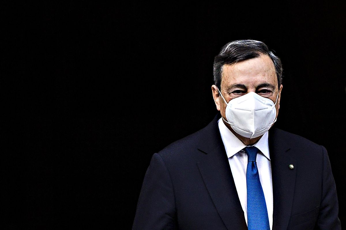 Fiumi di saliva per Supermario dagli stessi che «Conte o morte»