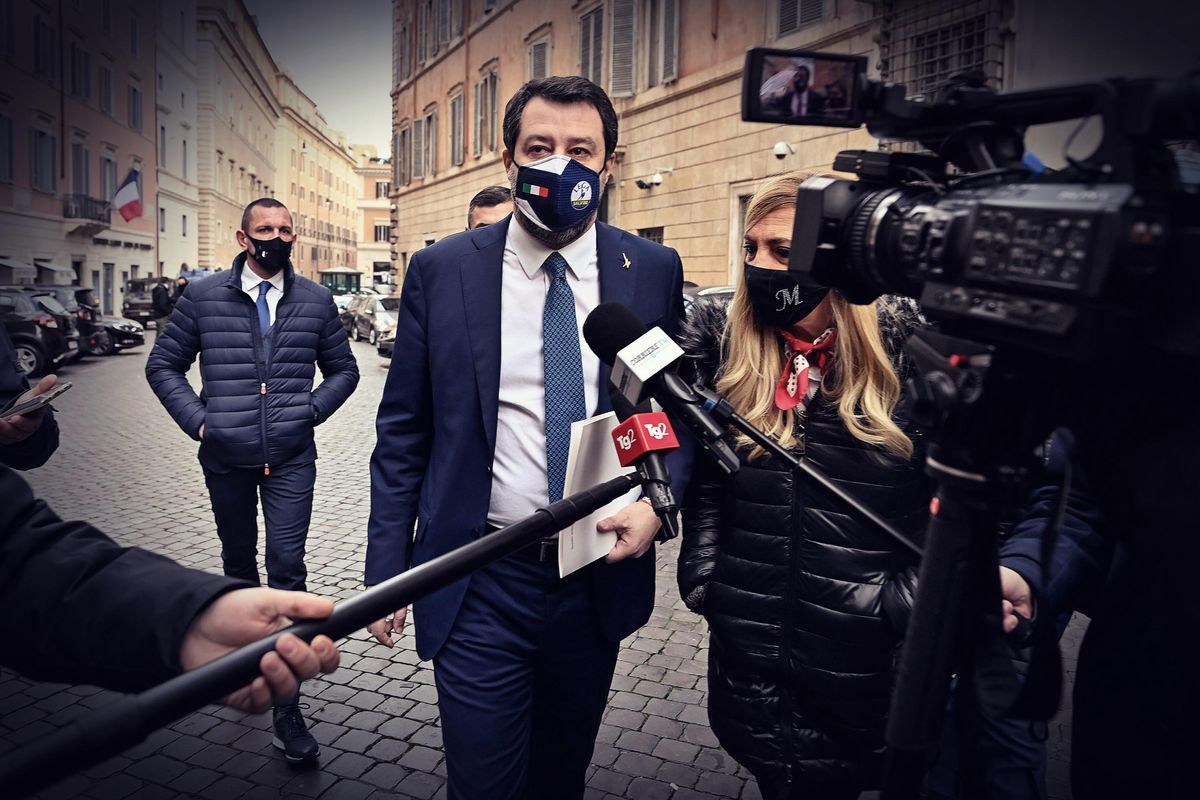 Salvini all’avvocato: «Andate a casa, è ora»