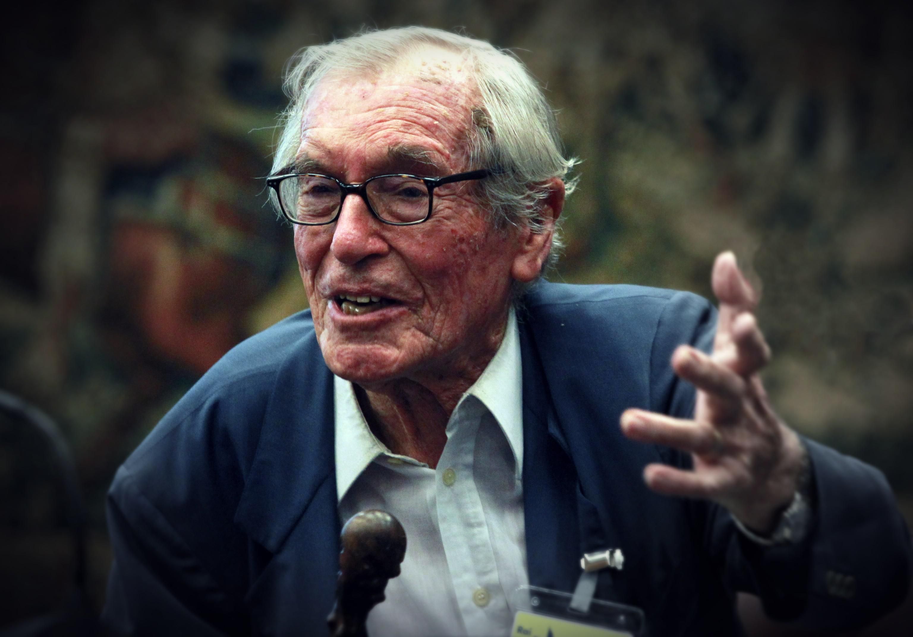 Eseguire un’opera è un atto creativo. L’artista non lavora come un notaio