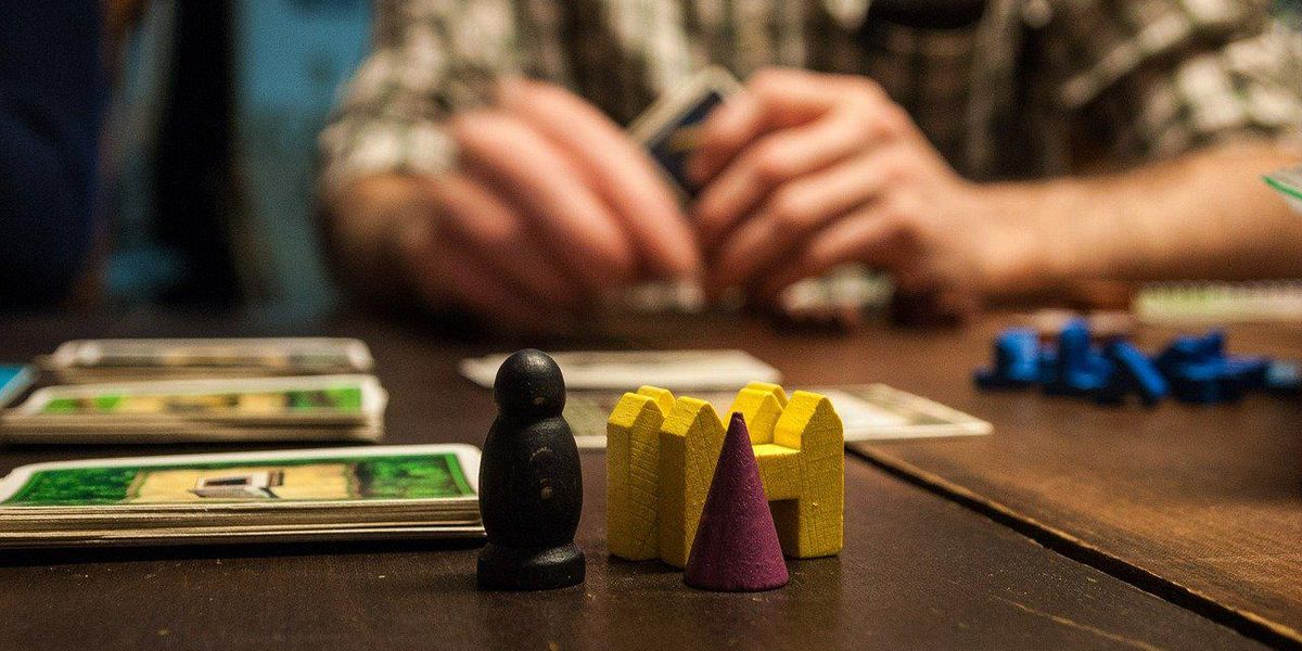 People Describe The Extra Rules Their Family Has Added To Board Games