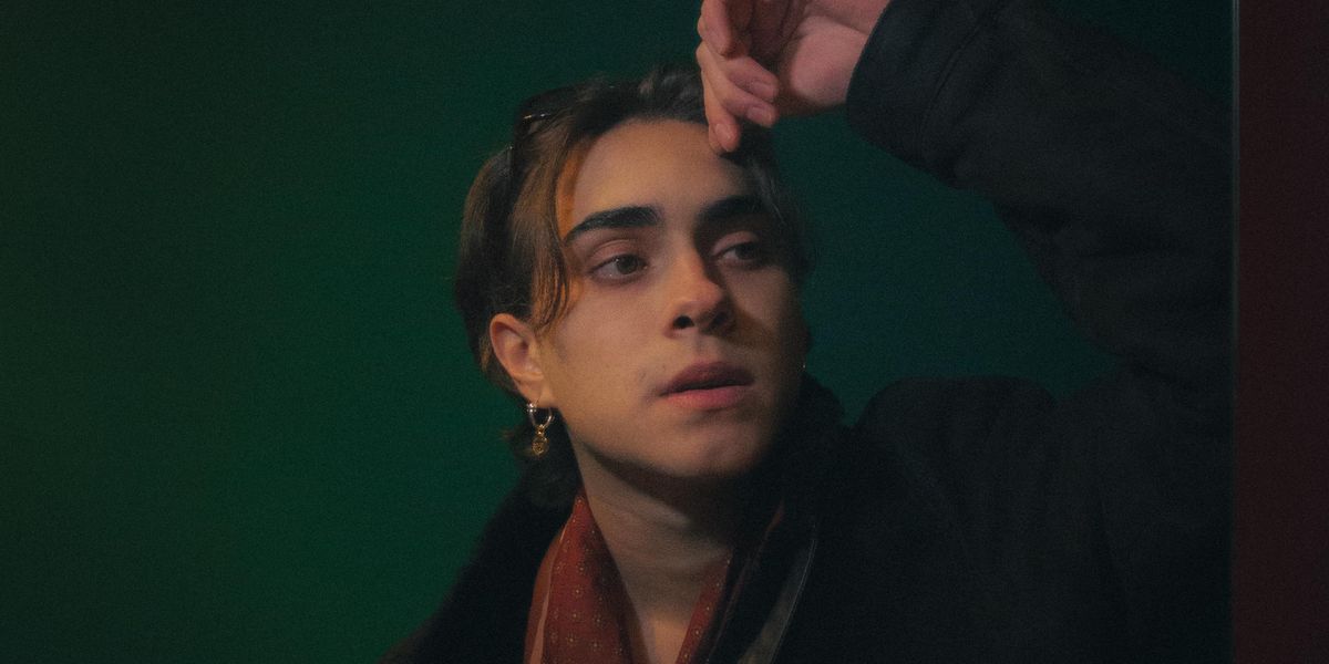 Maro Travels Backwards in Love for 'Take It Back'