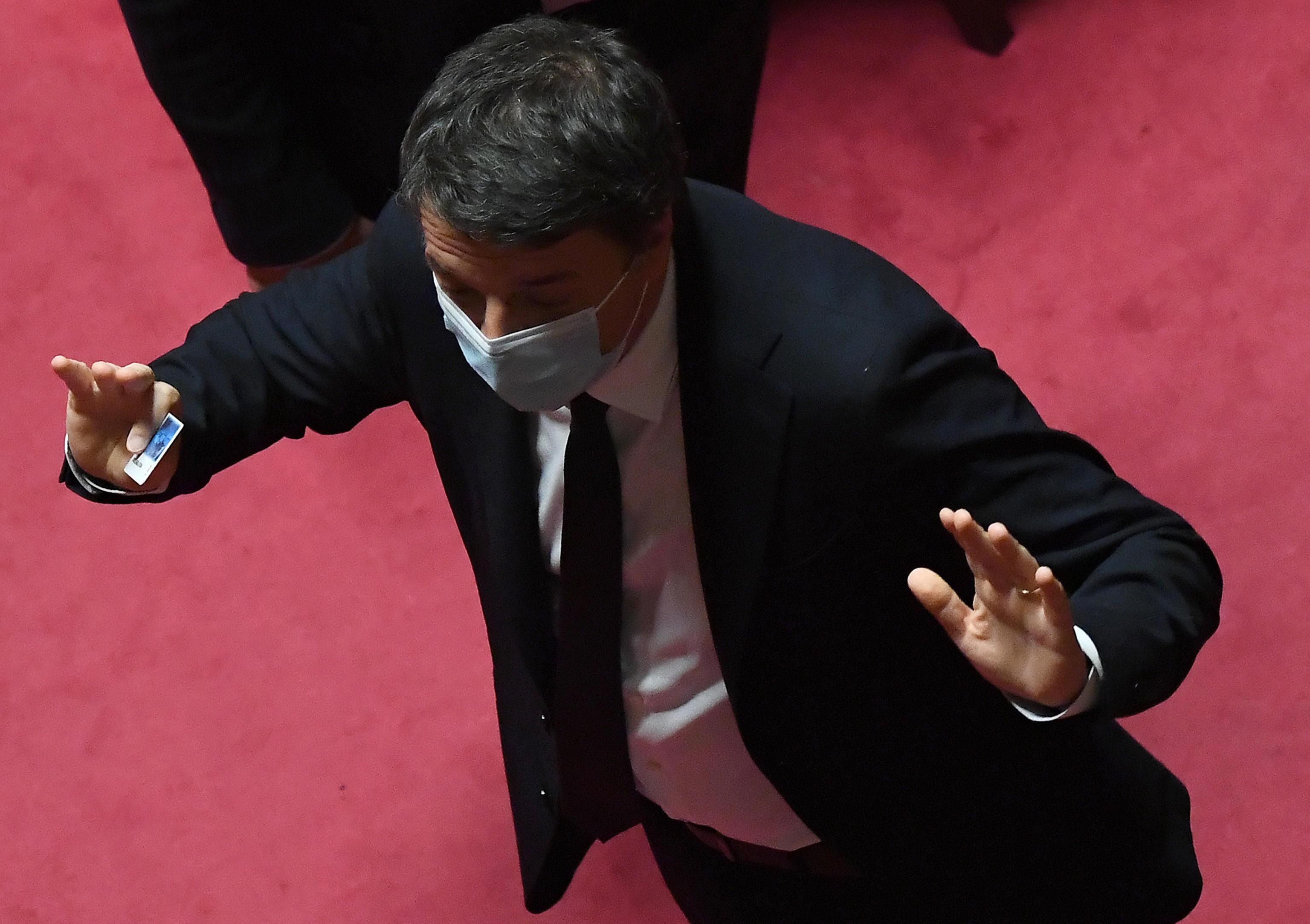 Iv vuole rientrare, ma c’è il veto di Pd e M5s