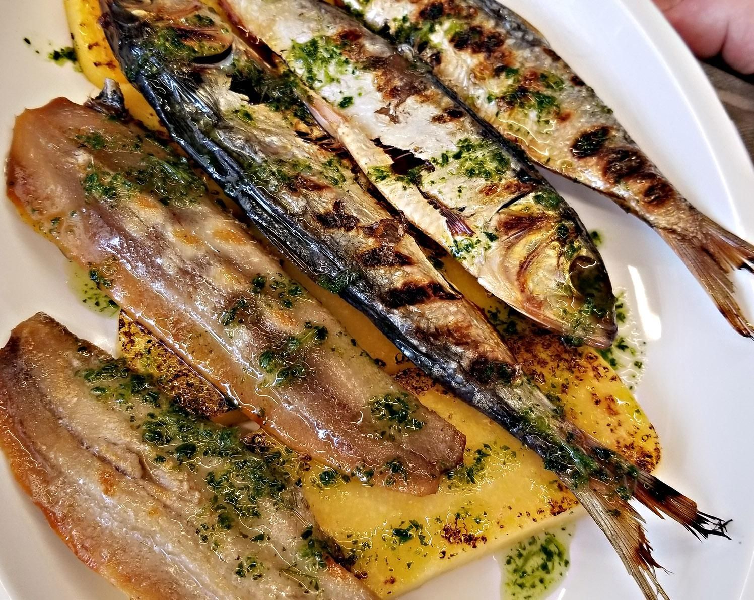 Amori e tradimenti sul lago d’Iseo tra sardine e salami