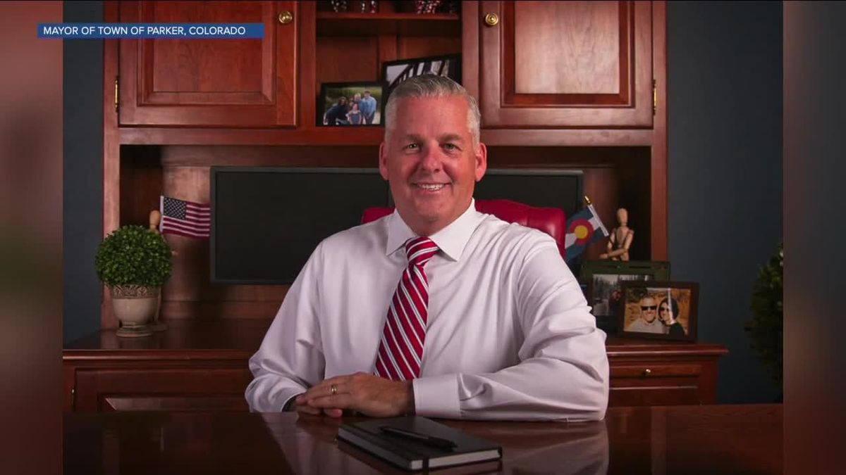 'I don't believe in Q!' Mayor scrambles to apologize after sharing extremist propaganda on social media