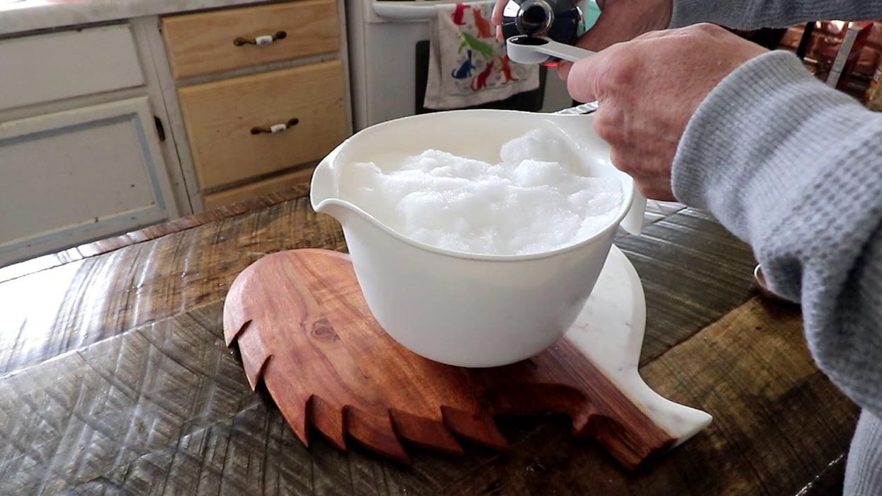 Here's how to make snow cream using 3 ingredients in only 5 minutes