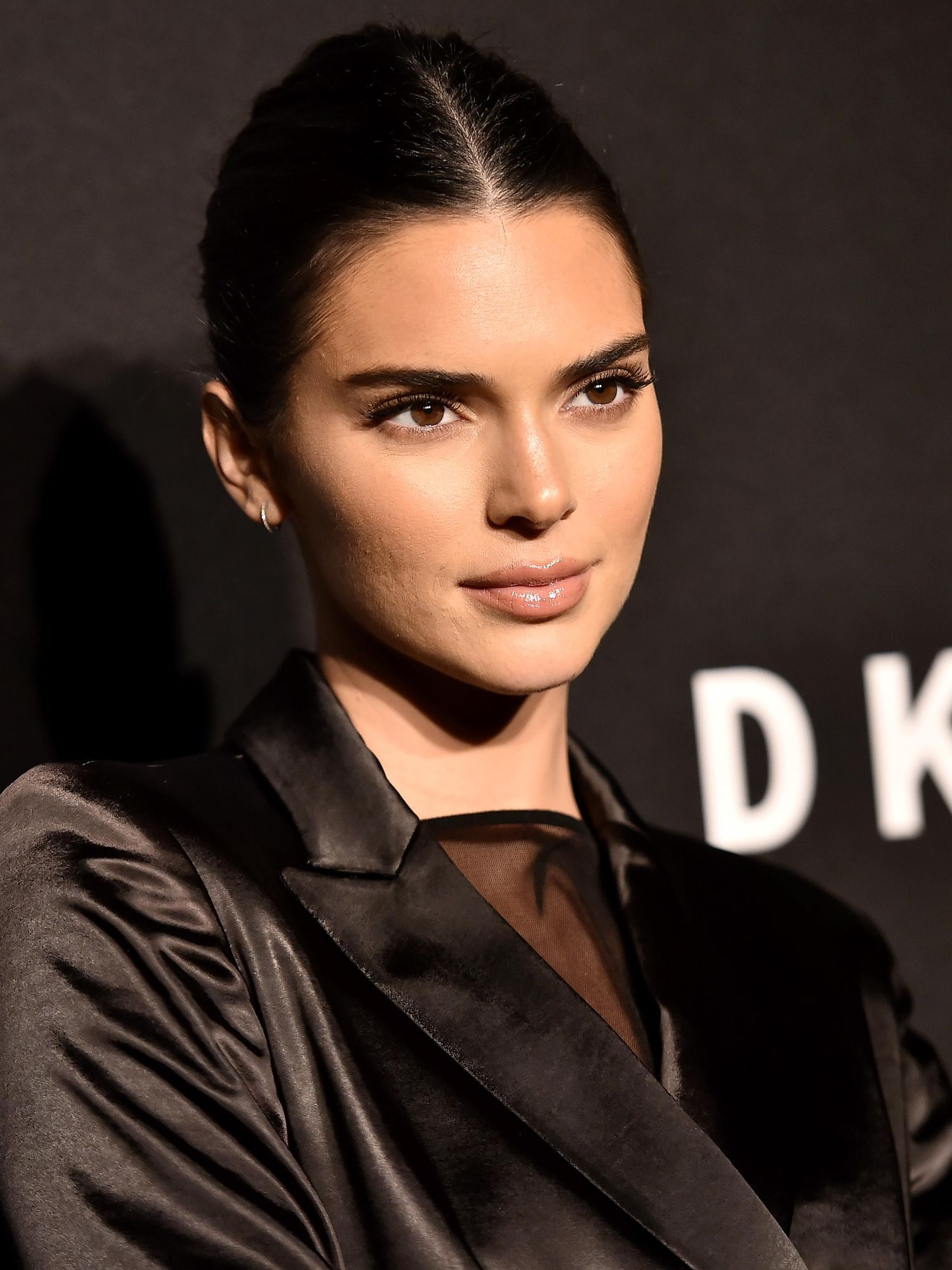Kendall Jenner Accused Of Photoshopping Her Skims Photos Paper Kendall Jenner Accused Of Photoshopping Her Skims Photos Paper