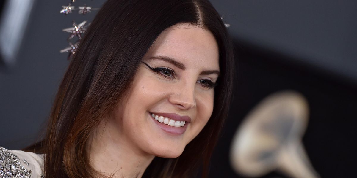 Lana Del Rey Stans Have Started a TikTok Cult