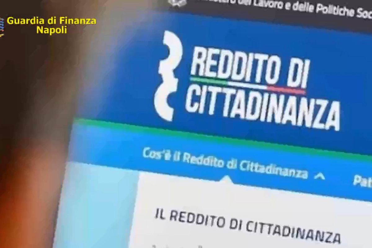 Il reddito di cittadinanza ingrassa la mafia