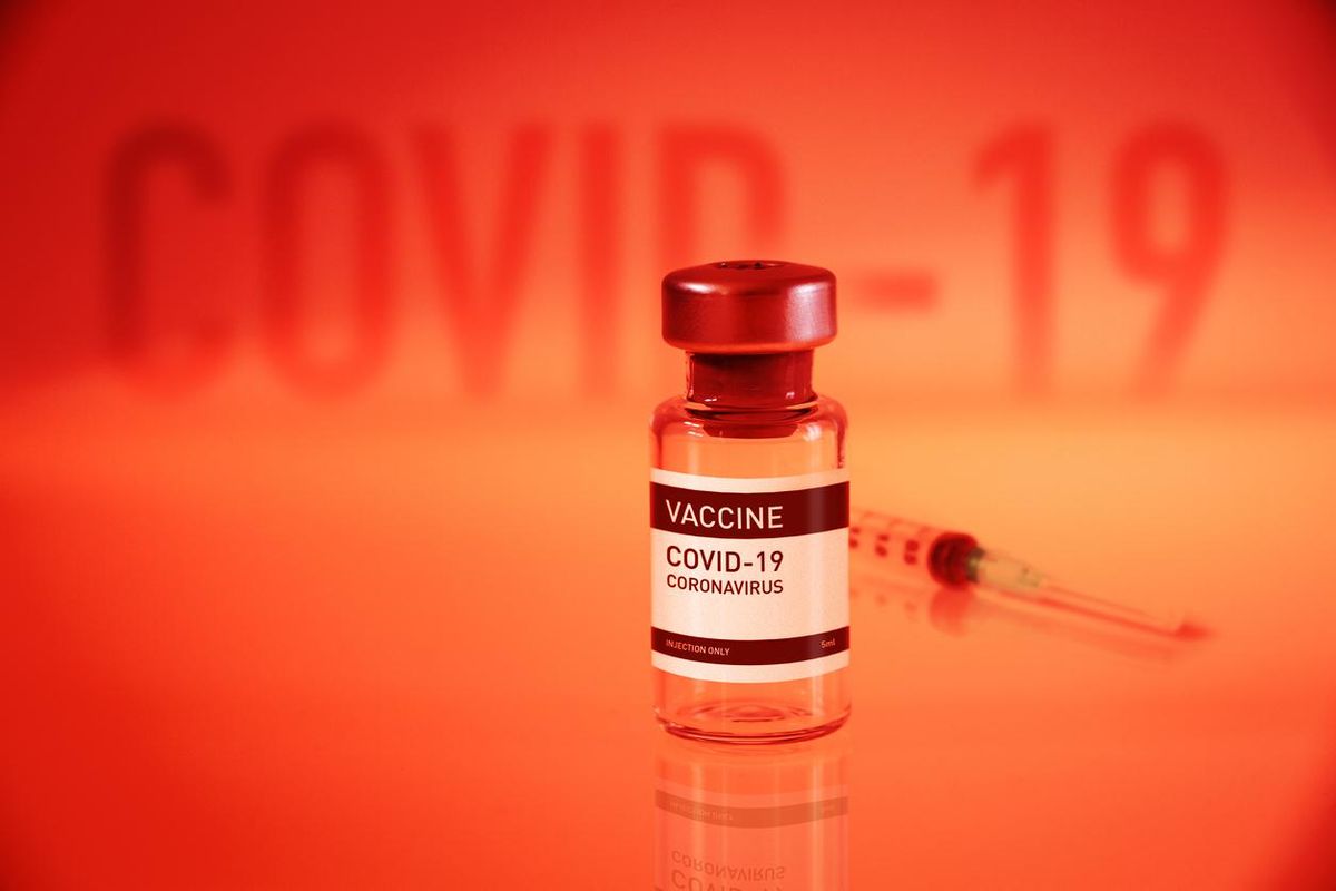 Caserme, parcheggi e fabbriche. Tutto pronto, meno che i vaccini