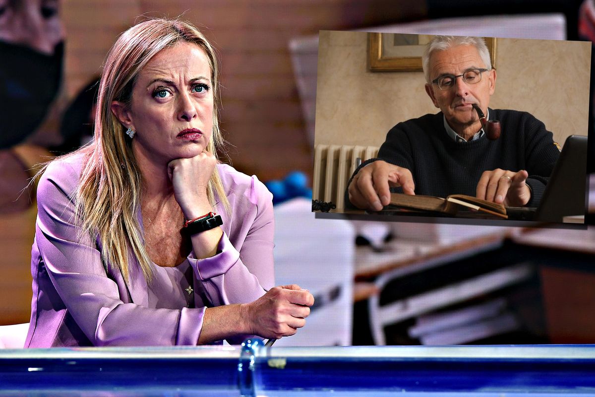 Fanno finta di condannare il prof che dice «scrofa» poi ci trattano come maiali