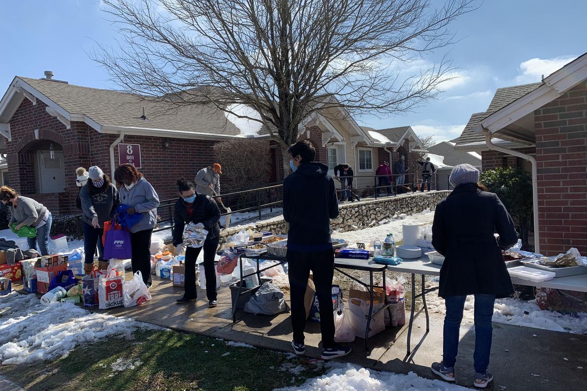 Austin-area seniors still without running water as neighbors rally to help