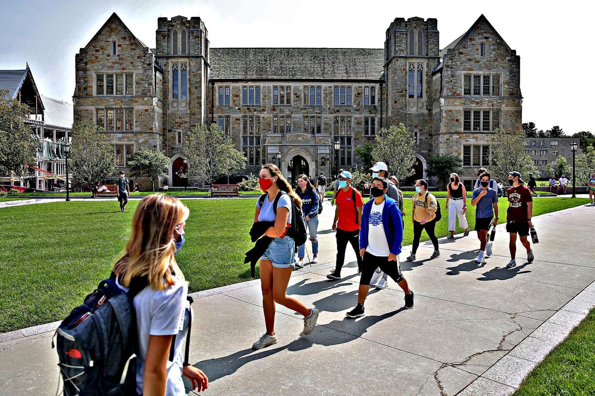 Negli Usa più contagi con le scuole chiuse
