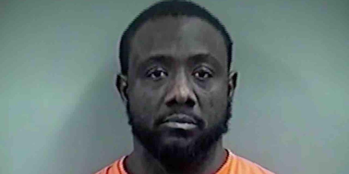 Triple murder suspect accused of cutting out victim’s heart, cooking it, and trying to serve it as a meal before killing two family members Triple murder suspect accused of cutting out victim’s heart, cooking it, and trying to serve it as a meal before killing two family members