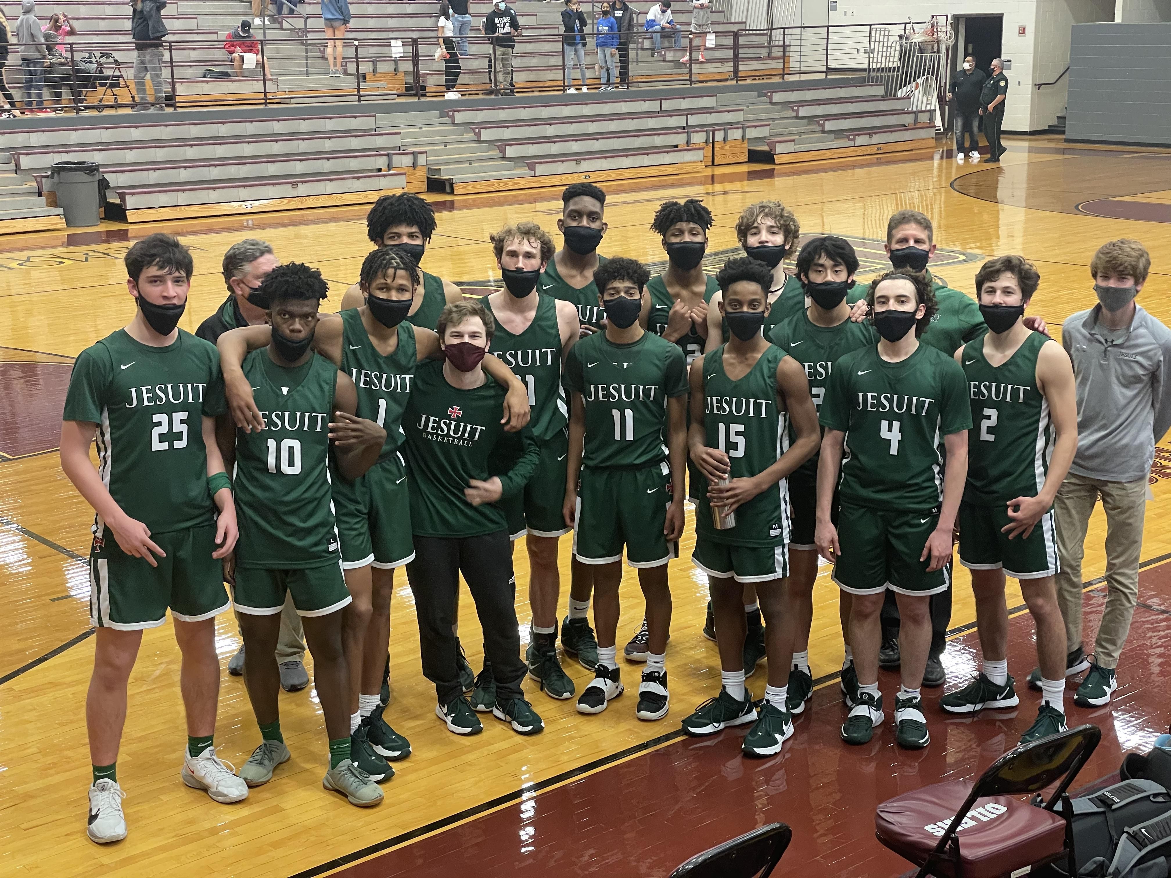 VYPE U: Strake Jesuit Narrowly Defeats Clear Springs in First Round